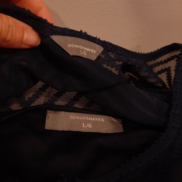 3/$20 DENVER HAYES Sheer Blouse Textured Long Slit Sleeves Chevron Keyhole Top - Picture 10 of 12